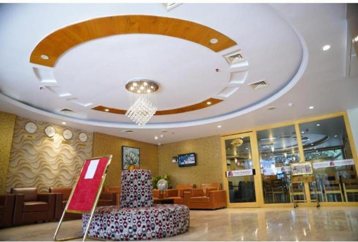 Blossoms Room The Plaza-Luxury Collection- Lakdikapul Hyderabad Exteriör bild